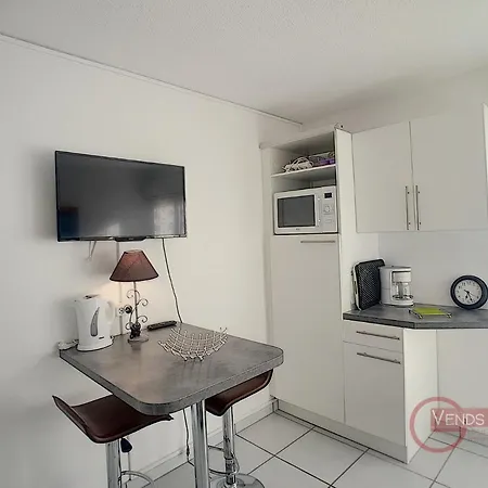 Renove Avec Balcon, Animaux Acceptes, Wifi, A 650m Des Thermes - Fr-1-451-92 Apartmán *