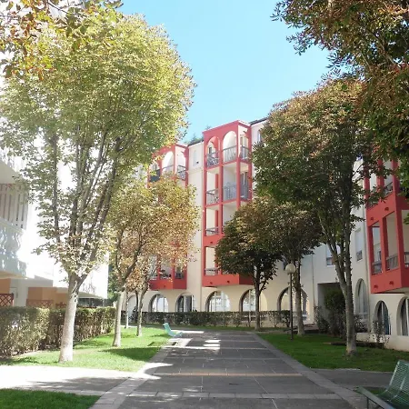 Renove Avec Balcon, Animaux Acceptes, Wifi, A 650m Des Thermes - Fr-1-451-92 * Lamalou-les-Bains