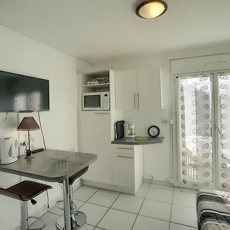 Renove Avec Balcon, Animaux Acceptes, Wifi, A 650m Des Thermes - Fr-1-451-92 Apartmán