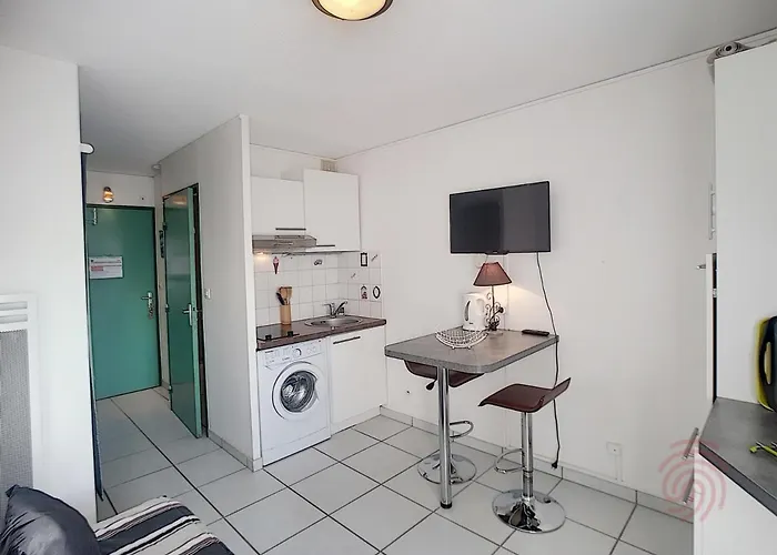 Renove Avec Balcon, Animaux Acceptes, Wifi, A 650m Des Thermes - Fr-1-451-92 *