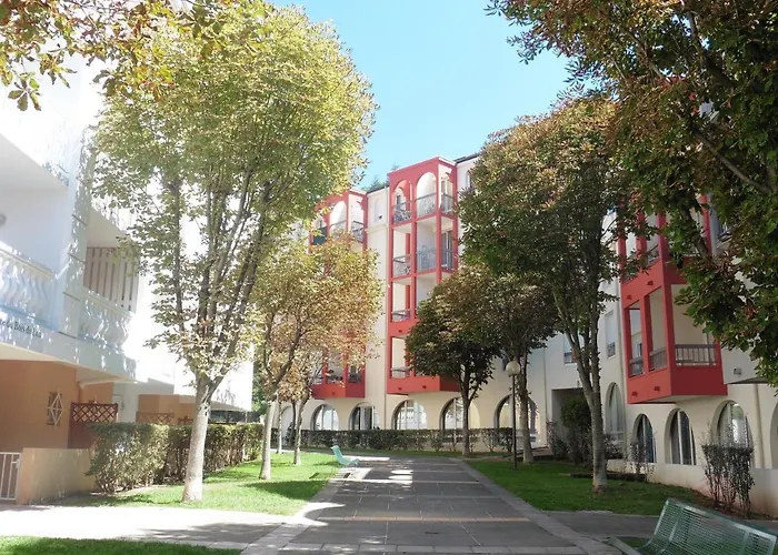 Renove Avec Balcon, Animaux Acceptes, Wifi, A 650m Des Thermes - Fr-1-451-92 * Lamalou-les-Bains